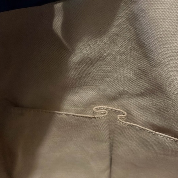 Gucci Studded Raffia and Black leather Stirrup Tote Bag - Picture 16 of 16